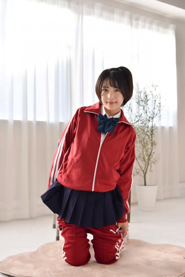   [LOVEPOP] 佐々木萌香 (Moeka Sasaki) Photoset 29 日系运动校服清纯少女写真第30张图片