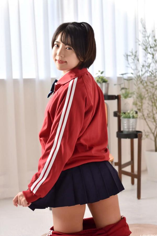   [LOVEPOP] 佐々木萌香 (Moeka Sasaki) Photoset 29 日系运动校服清纯少女写真第40张图片