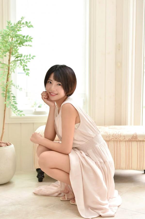    [LOVEPOP] 佐々木萌香 Moeka Sasaki 清纯家居连衣裙写真 Photoset 26第23张图片