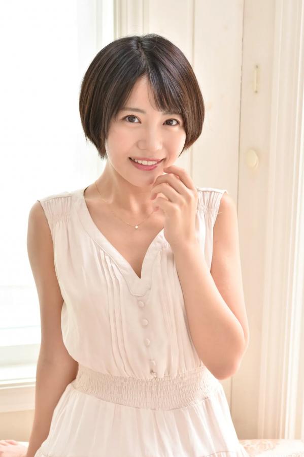    [LOVEPOP] 佐々木萌香 Moeka Sasaki 清纯家居连衣裙写真 Photoset 26第30张图片