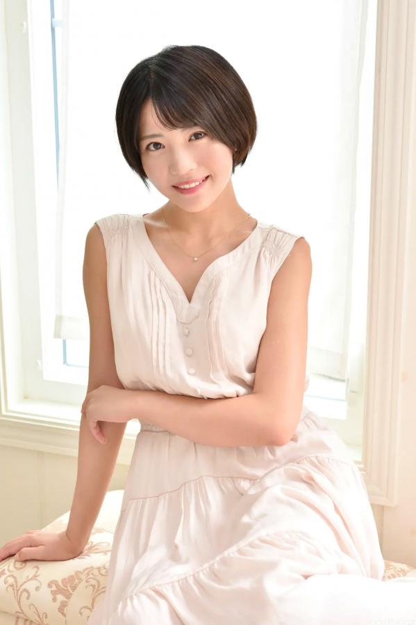    [LOVEPOP] 佐々木萌香 Moeka Sasaki 清纯家居连衣裙写真 Photoset 26第32张图片