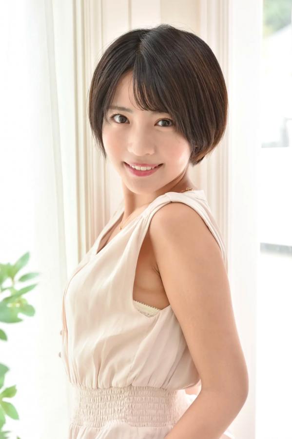    [LOVEPOP] 佐々木萌香 Moeka Sasaki 清纯家居连衣裙写真 Photoset 26第59张图片
