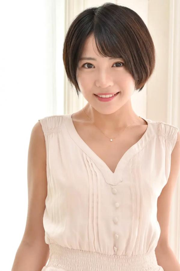    [LOVEPOP] 佐々木萌香 Moeka Sasaki 清纯家居连衣裙写真 Photoset 26第64张图片