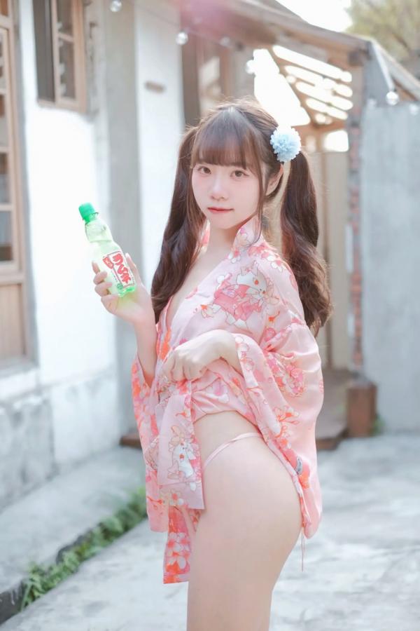   可可小白兔 夏日浴衣 纯欲粉嫩少女 日系和服私房写真第7张图片