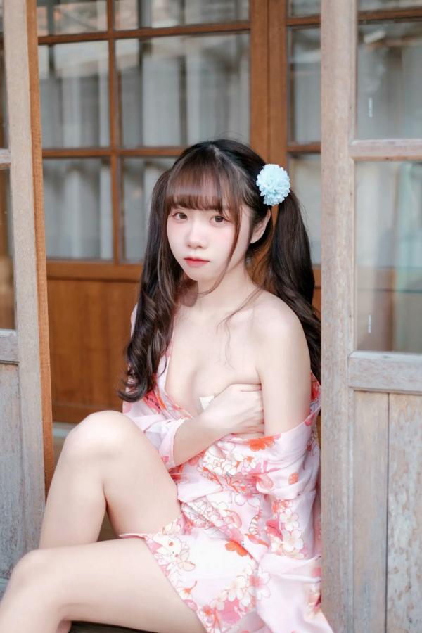   可可小白兔 夏日浴衣 纯欲粉嫩少女 日系和服私房写真第20张图片