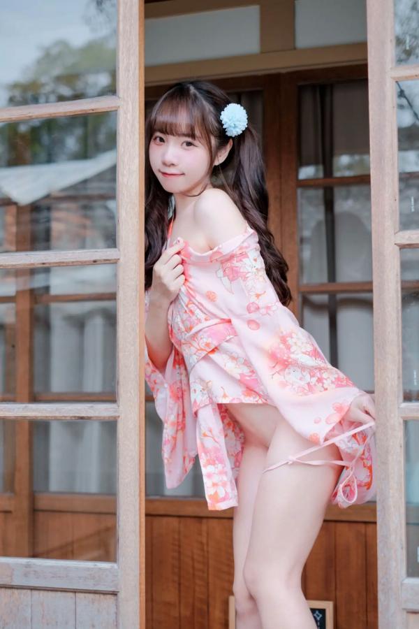  可可小白兔 夏日浴衣 纯欲粉嫩少女 日系和服私房写真第32张图片