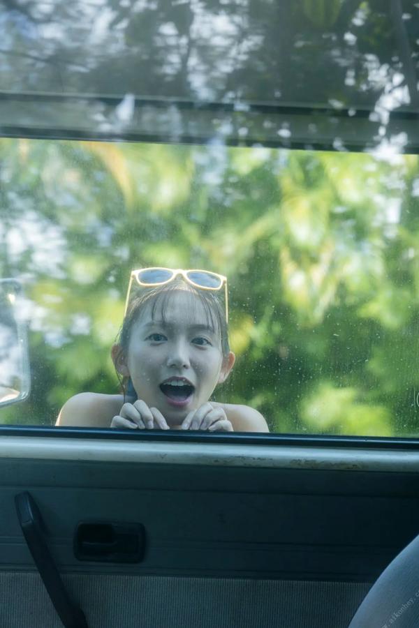   志田音々 夏威夷假期清纯比基尼与居家写真 治愈系美图第7张图片