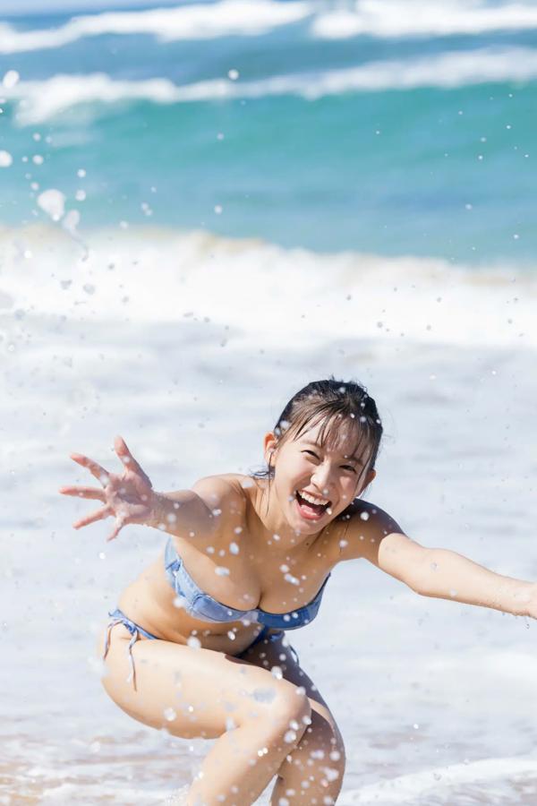   志田音々 夏威夷假期清纯比基尼与居家写真 治愈系美图第24张图片