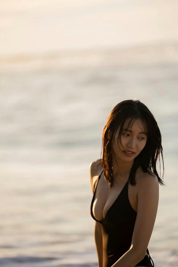   志田音々 夏威夷假期清纯比基尼与居家写真 治愈系美图第84张图片