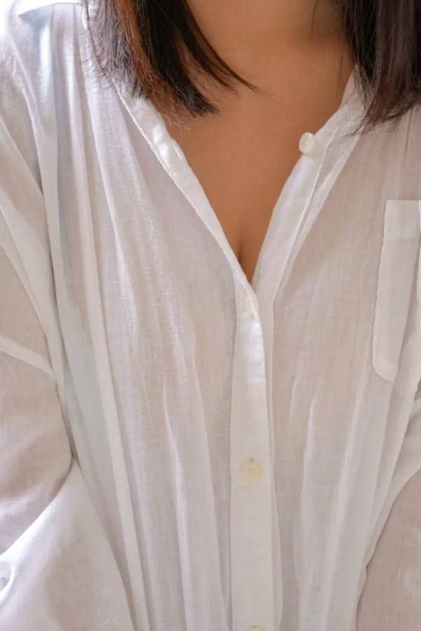 市原薫  [LOVEPOP] Kaoru Ichihara 市原薫 Photoset 04 日系家居白衬衫内衣私房性感写真第5张图片