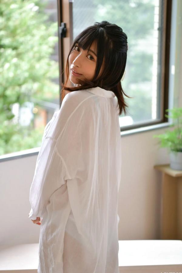 市原薫  [LOVEPOP] Kaoru Ichihara 市原薫 Photoset 04 日系家居白衬衫内衣私房性感写真第14张图片