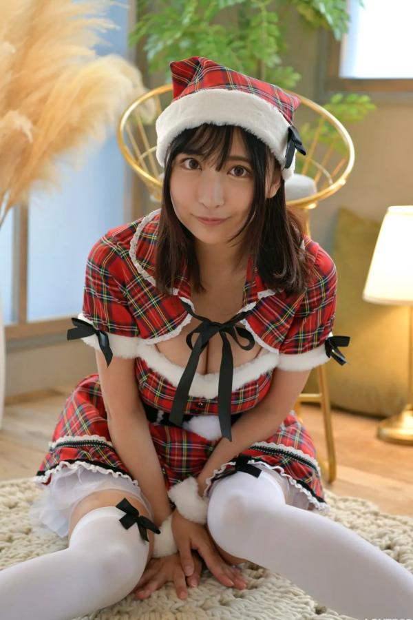 市原薫  [LOVEPOP] Kaoru Ichihara 市原薫 Photoset 03 圣诞格子裙俏皮可爱角色扮演第27张图片