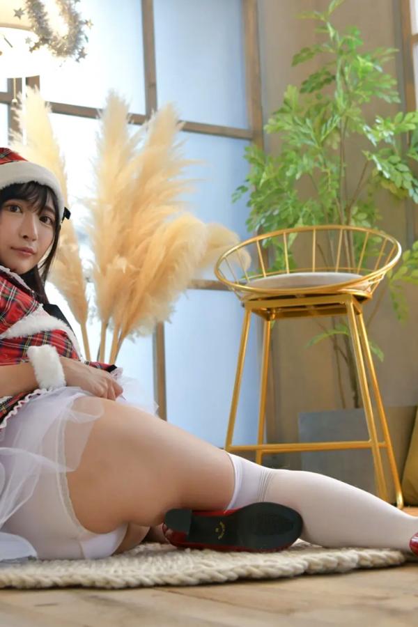 市原薫  [LOVEPOP] Kaoru Ichihara 市原薫 Photoset 03 圣诞格子裙俏皮可爱角色扮演第62张图片