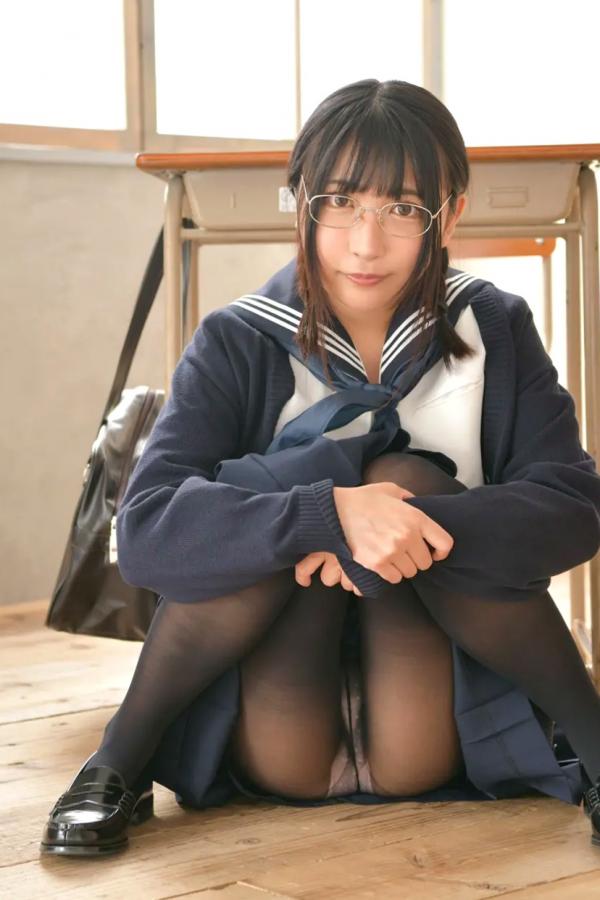 市原薫  [LOVEPOP] Kaoru Ichihara 市原薫 Photoset 01 日本清纯校服黑丝制服写真第34张图片