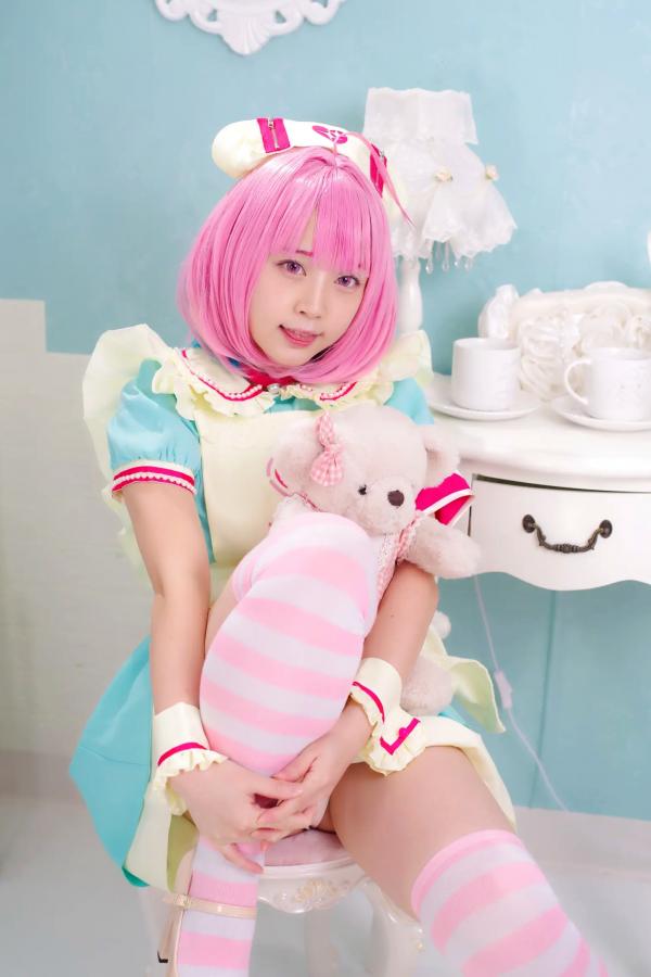   [Cosplay] Salt Melon 塩めろん。- さま、脱いだら人気が出るって本当ですか？！ 粉发萌妹性感私房写真第35张图片