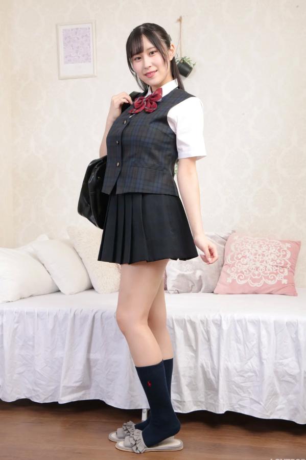   [LOVEPOP] Hibiki Amamiya 雨宮ひびき Photoset 02 日系校服制服性感内衣写真第4张图片