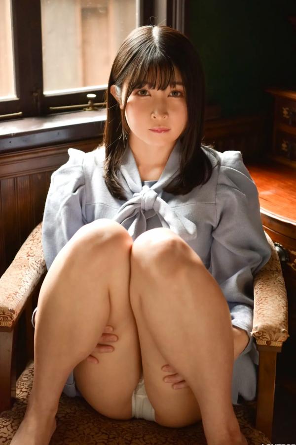   [LOVEPOP] Shione Mizuna 水那しおね Photoset 06 优雅针织裙 窗边清纯气质写真第18张图片
