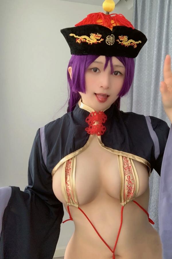   Zyra秋 - 奶光僵尸娘Cosplay性感私房大尺度角色扮演写真第13张图片