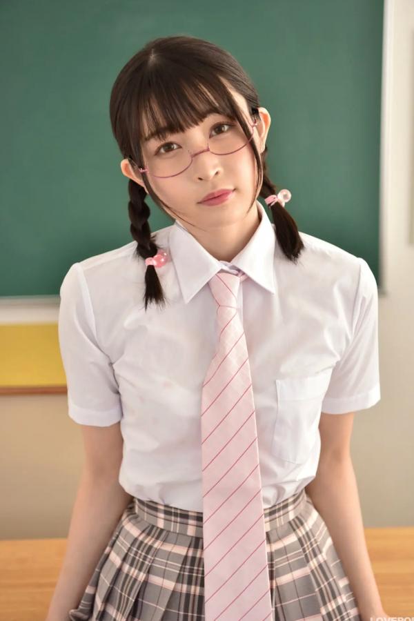    [LOVEPOP] Shione Mizuna 水那しおね Photoset 02 教室JK校服眼镜制服写真第32张图片