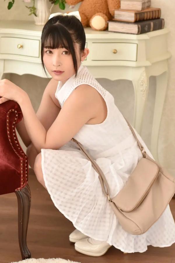   [LOVEPOP] Shione Mizuna 水那しおね Photoset 01 日本纯欲女神白色内衣私房照第30张图片