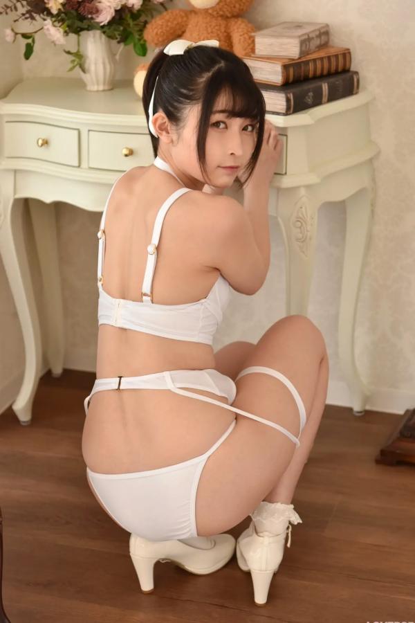   [LOVEPOP] Shione Mizuna 水那しおね Photoset 01 日本纯欲女神白色内衣私房照第77张图片