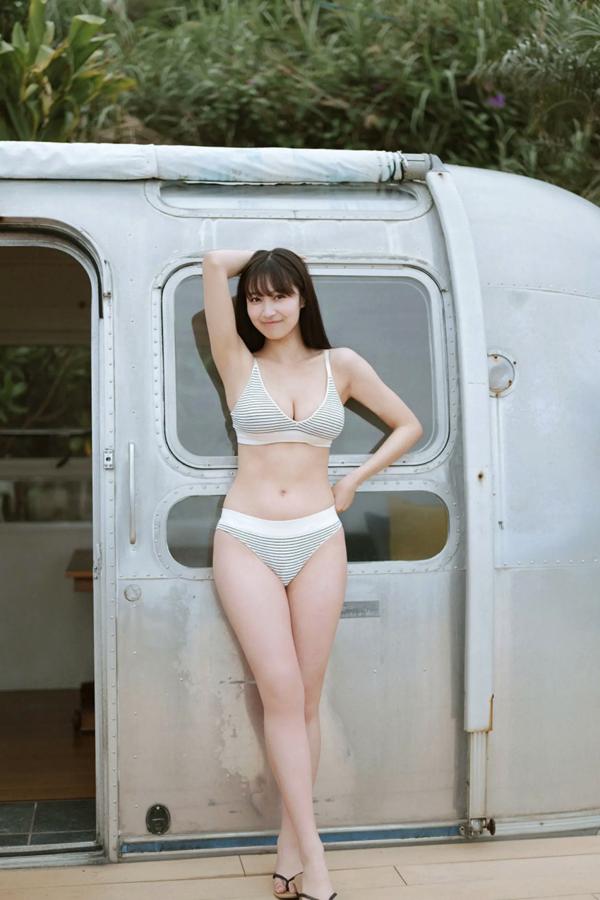    溝端葵《那张脸在叫我喜欢你？》户外比基尼性感清新写真第22张图片