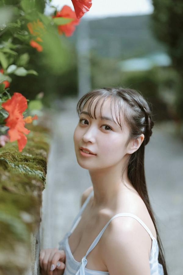    溝端葵《那张脸在叫我喜欢你？》户外比基尼性感清新写真第32张图片