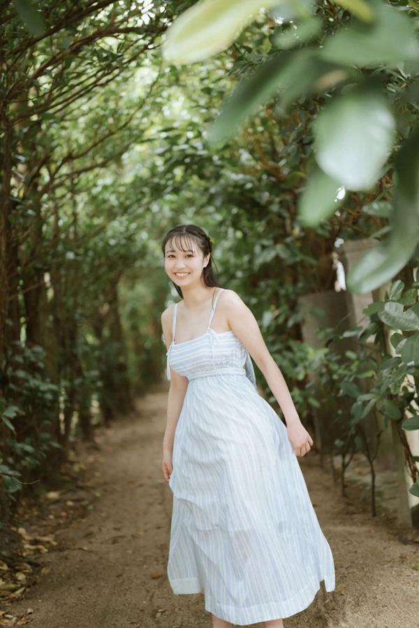    溝端葵《那张脸在叫我喜欢你？》户外比基尼性感清新写真第34张图片