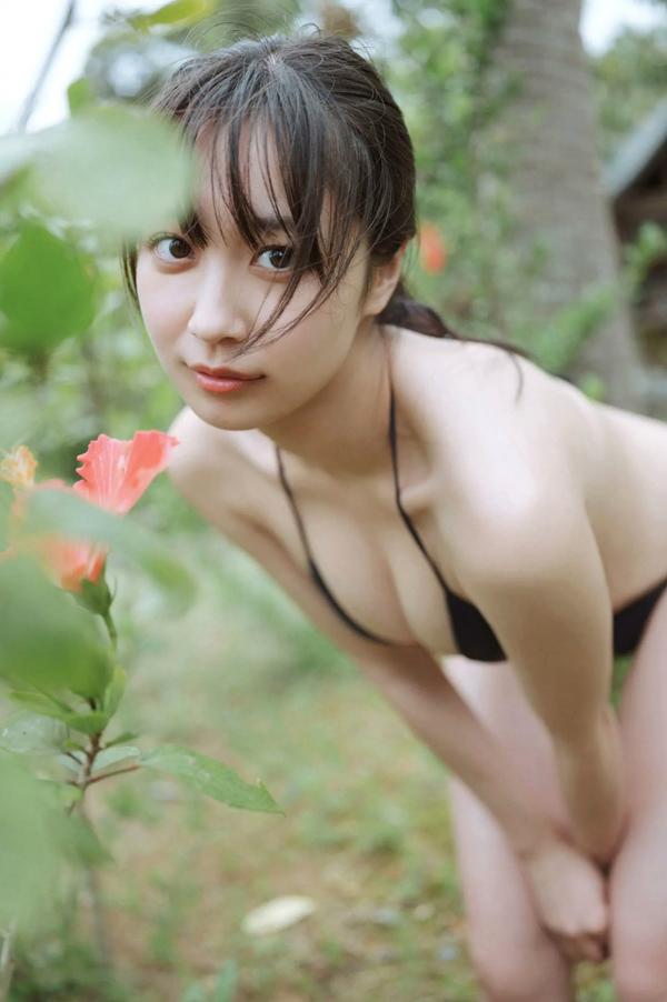    溝端葵《那张脸在叫我喜欢你？》户外比基尼性感清新写真第110张图片