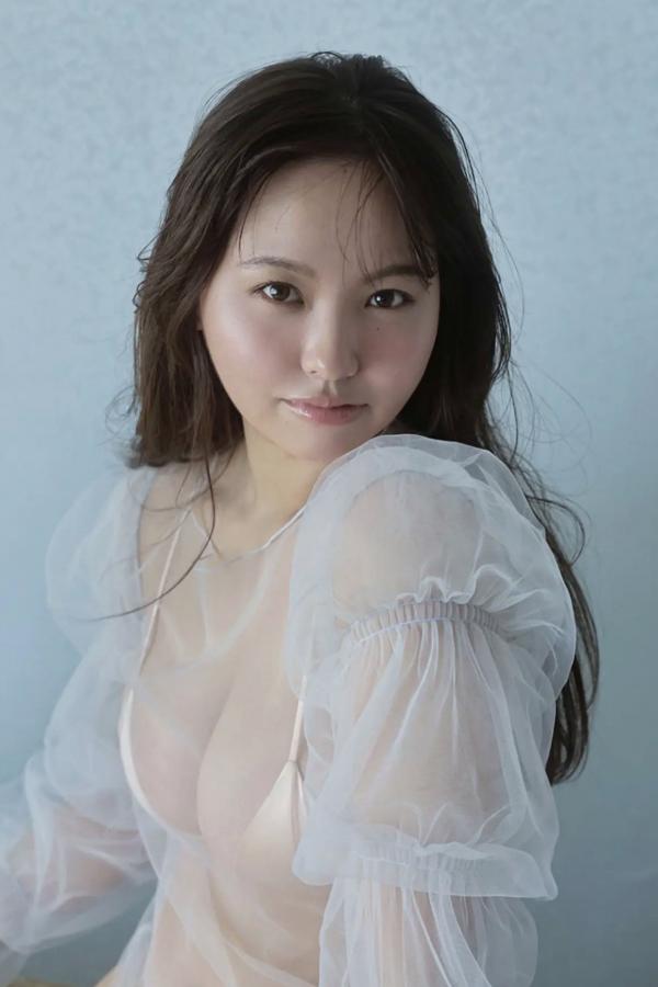    本郷柚巴 - NEW ME 阳光沙滩黄色比基尼性感海边写真第22张图片