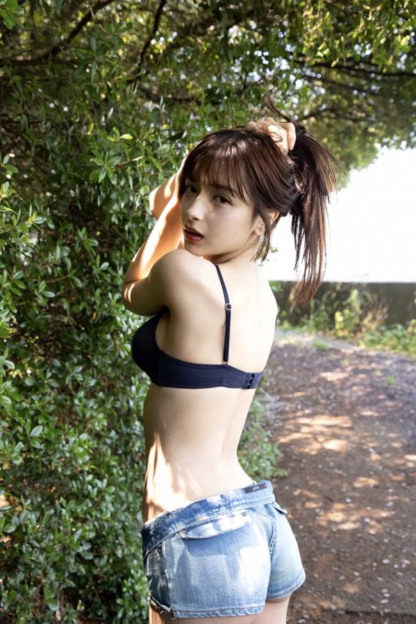  エリマリ姉妹 - 追い越していいよ、私はここにいるから。日本姐妹花泳池比基尼性感写真第85张图片