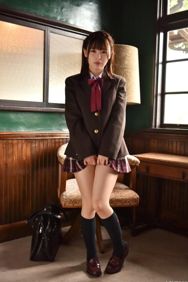   [LOVEPOP] Kanon Kisara 木更かのん Photoset 03 日系校服制服美腿性感写真第82张图片