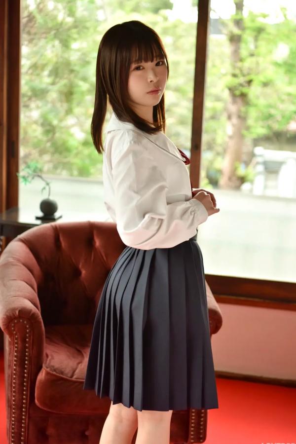    [LOVEPOP] Kanon Kisara 木更かのん Photoset 01 日系清纯校服制服室内写真第13张图片