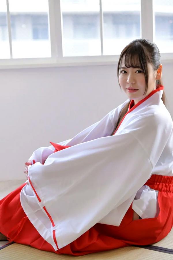    [LOVEPOP] Momoha Mizuse 水瀬百々羽 巫女服角色扮演性感私房写真 Photoset 01第16张图片