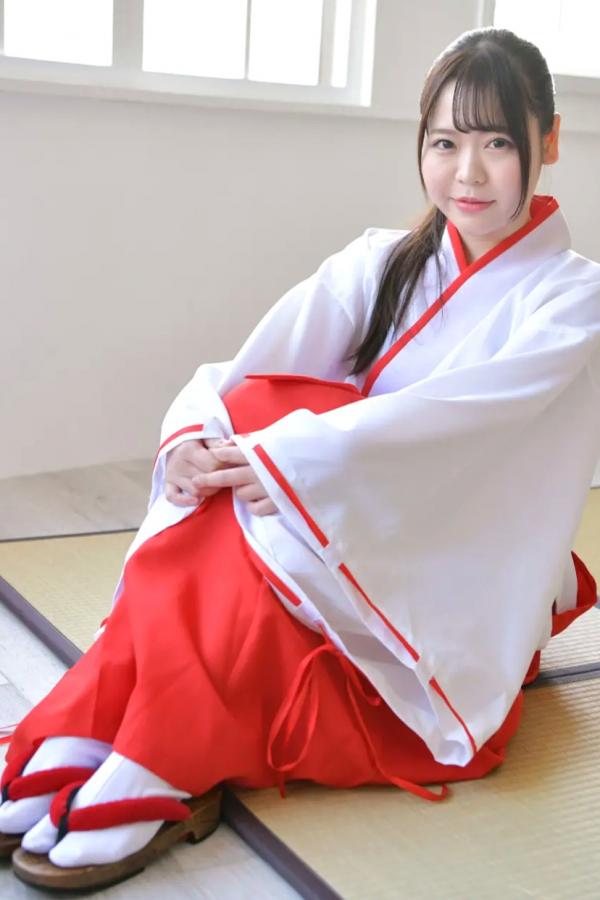    [LOVEPOP] Momoha Mizuse 水瀬百々羽 巫女服角色扮演性感私房写真 Photoset 01第20张图片