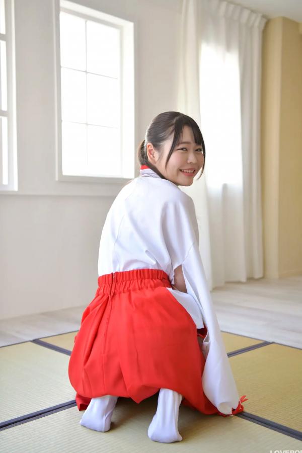    [LOVEPOP] Momoha Mizuse 水瀬百々羽 巫女服角色扮演性感私房写真 Photoset 01第36张图片