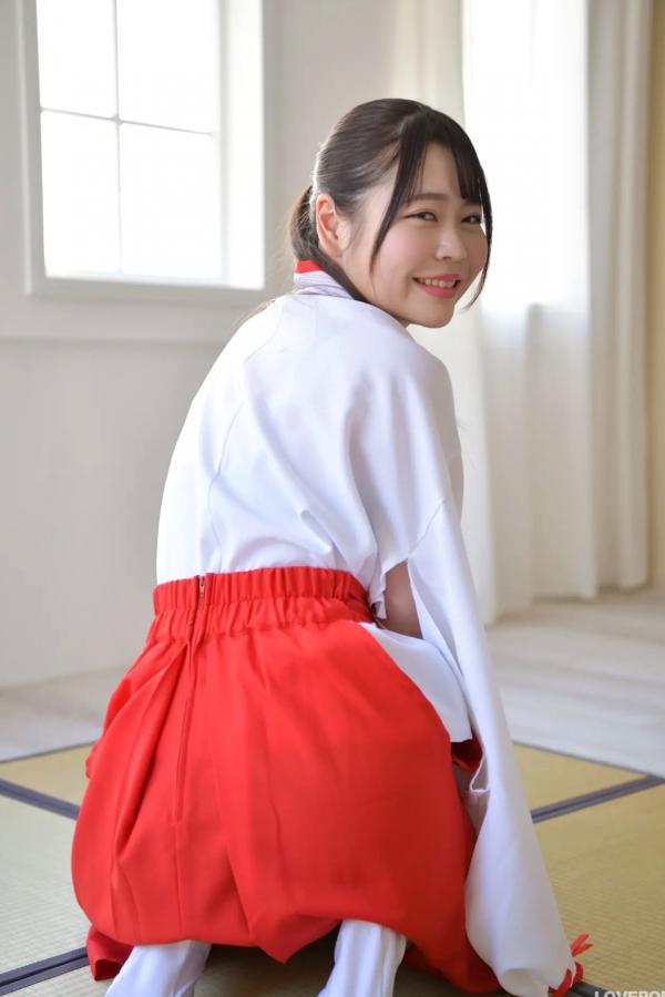    [LOVEPOP] Momoha Mizuse 水瀬百々羽 巫女服角色扮演性感私房写真 Photoset 01第37张图片