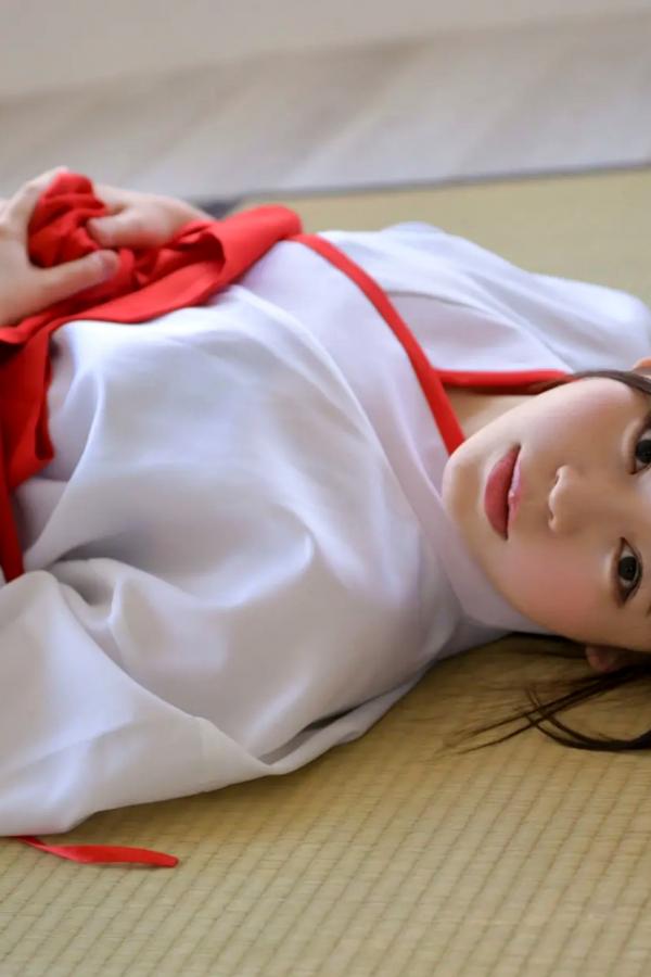    [LOVEPOP] Momoha Mizuse 水瀬百々羽 巫女服角色扮演性感私房写真 Photoset 01第73张图片