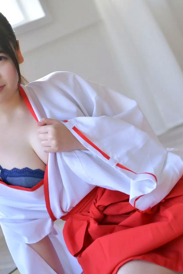    [LOVEPOP] Momoha Mizuse 水瀬百々羽 巫女服角色扮演性感私房写真 Photoset 01第89张图片