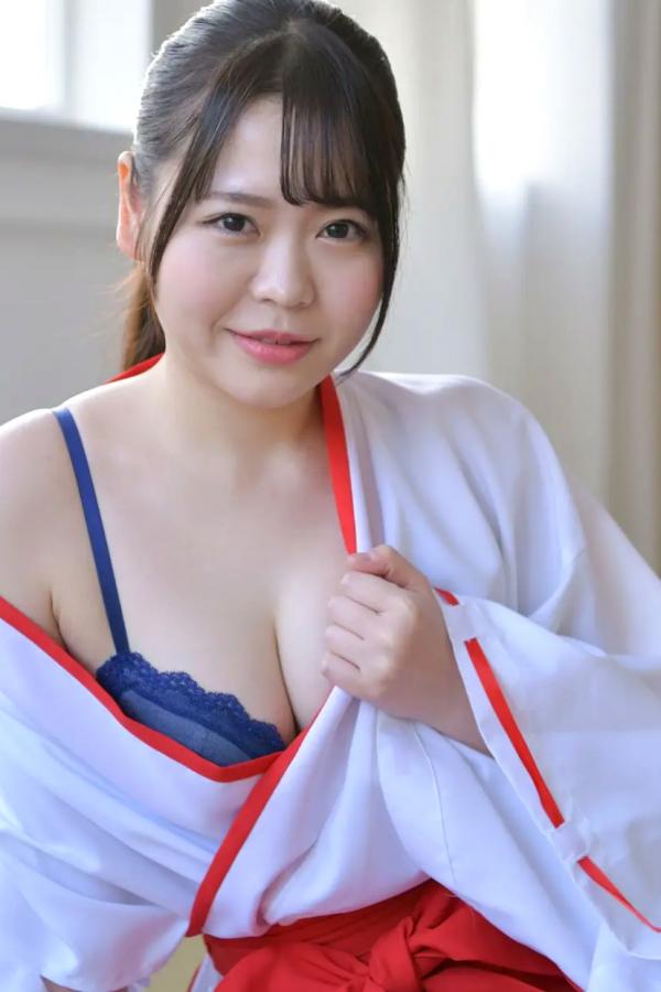    [LOVEPOP] Momoha Mizuse 水瀬百々羽 巫女服角色扮演性感私房写真 Photoset 01第92张图片