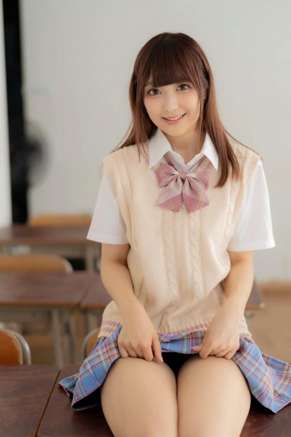    Ai Takanashi 高梨あい - 清纯校服与性感死库水私房写真 ROM第18张图片