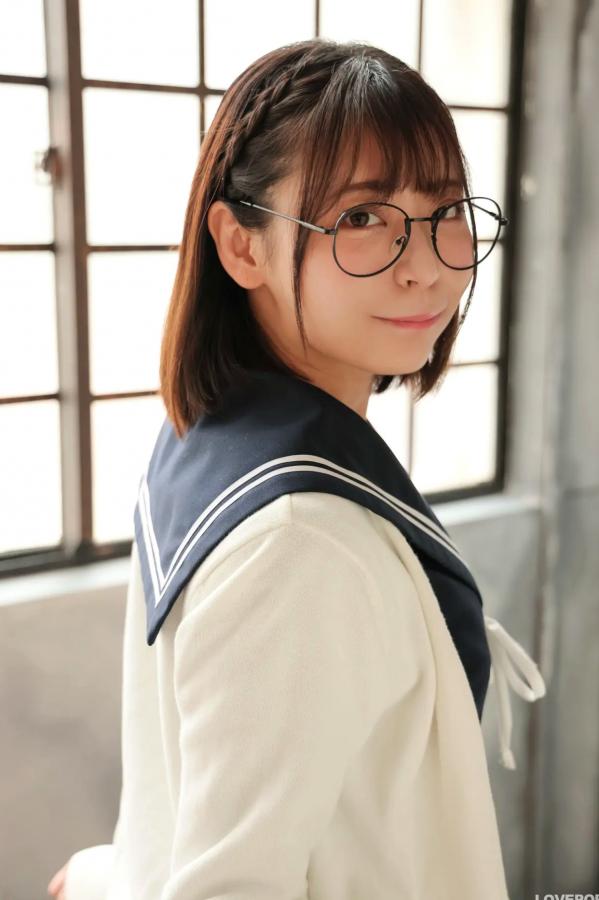    [LOVEPOP] Yui Kohinata 小日向結衣 Photoset 05 日系水手服眼镜妹 清纯校服美腿写真第79张图片