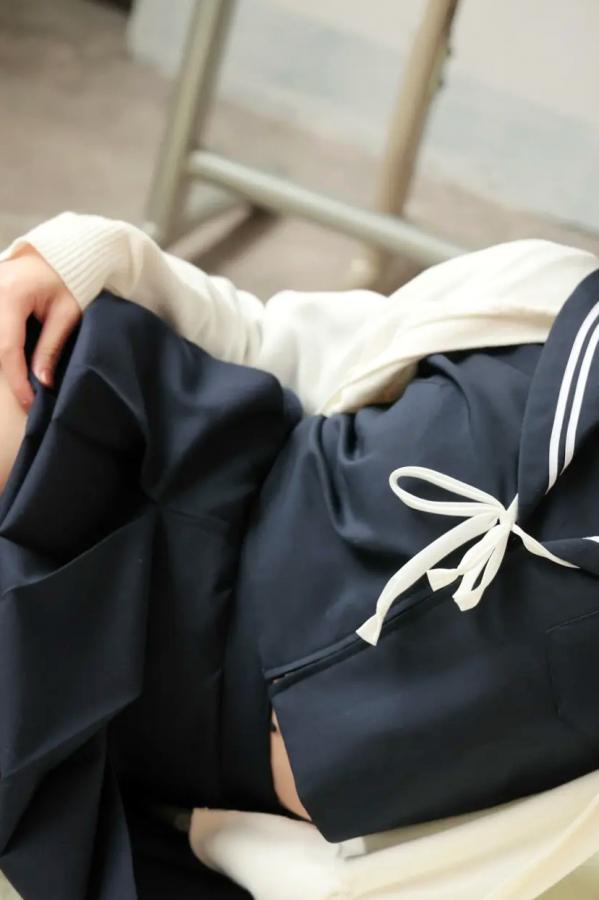    [LOVEPOP] Yui Kohinata 小日向結衣 Photoset 05 日系水手服眼镜妹 清纯校服美腿写真第91张图片