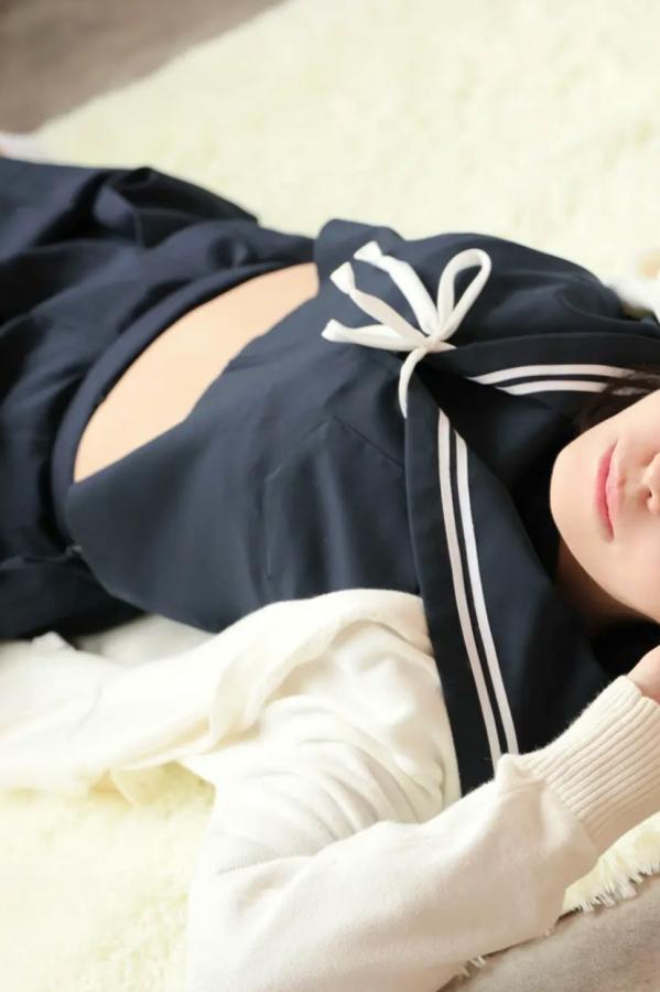   [LOVEPOP] Yui Kohinata 小日向結衣 Photoset 05 日系水手服眼镜妹 清纯校服美腿写真第109张图片