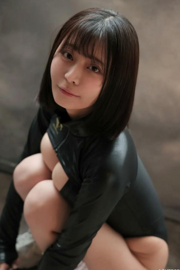   [LOVEPOP] Yui Kohinata 小日向結衣 Photoset 03 黑色紧身皮革皮衣性感私房写真第28张图片
