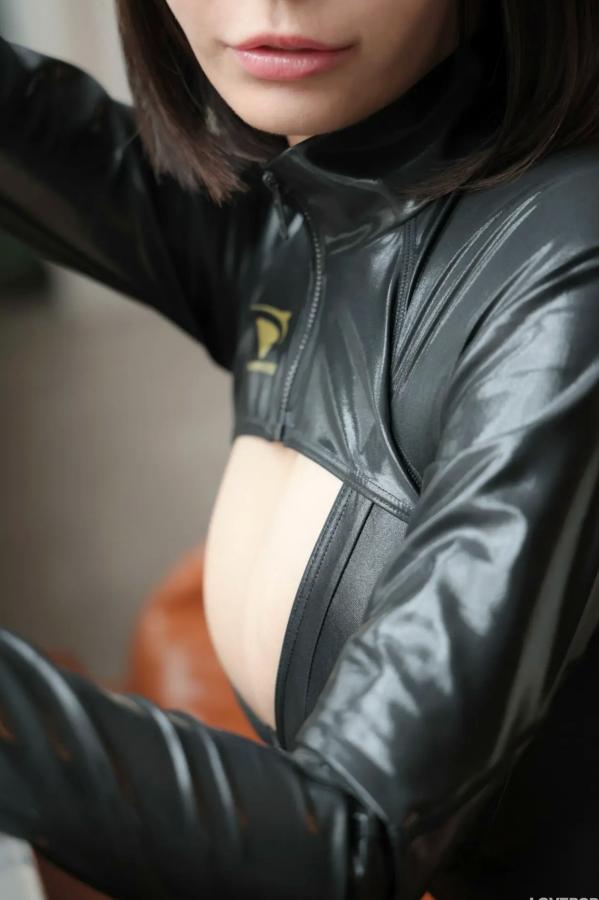   [LOVEPOP] Yui Kohinata 小日向結衣 Photoset 03 黑色紧身皮革皮衣性感私房写真第47张图片