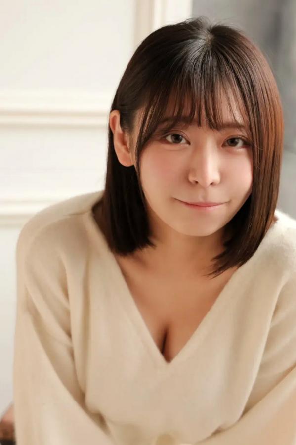   [LOVEPOP] Yui Kohinata 小日向結衣 Photoset 01 暖系毛衣搭配魅惑黑丝美腿私房写真第16张图片