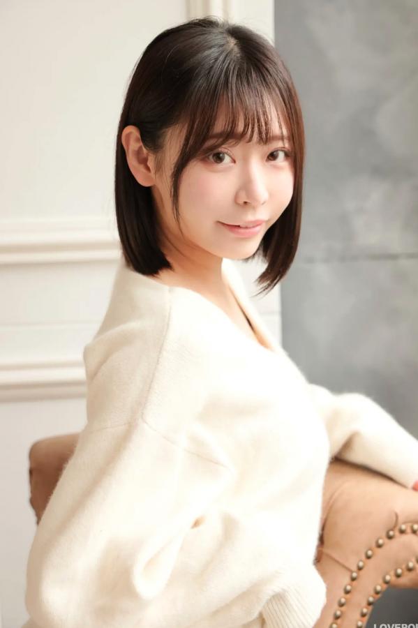   [LOVEPOP] Yui Kohinata 小日向結衣 Photoset 01 暖系毛衣搭配魅惑黑丝美腿私房写真第25张图片