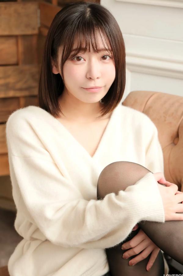   [LOVEPOP] Yui Kohinata 小日向結衣 Photoset 01 暖系毛衣搭配魅惑黑丝美腿私房写真第45张图片