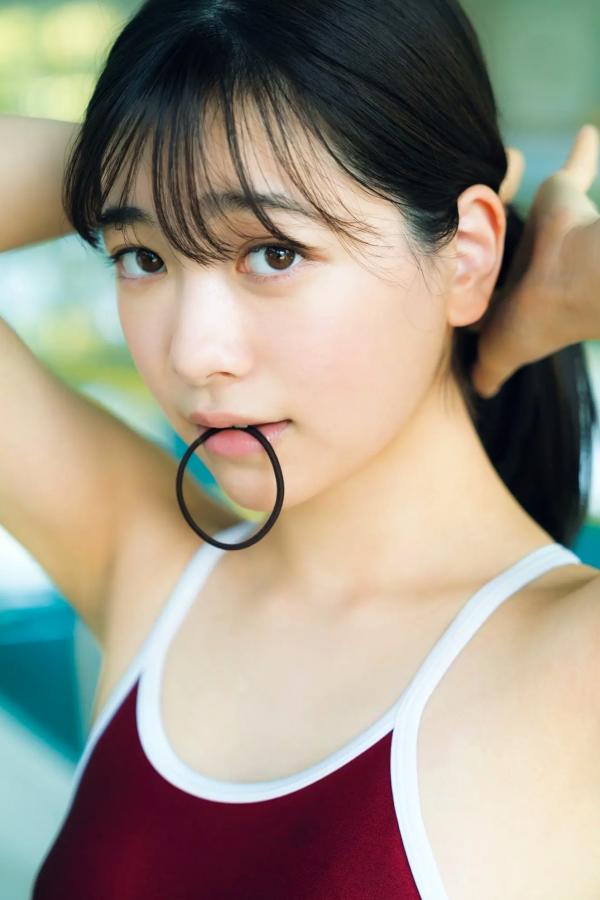   今森茉耶 - Love Begins 恋がはじまる 海边沙滩比基尼与清纯私房写真第10张图片